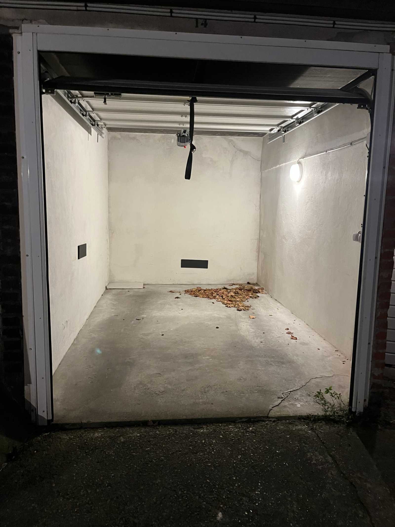 Image_3, Parking, Paris, ref :186 *