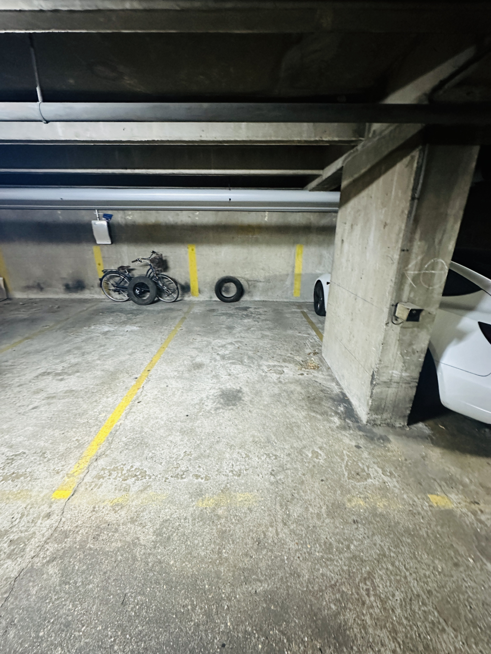 Image_2, Parking, Paris, ref :366